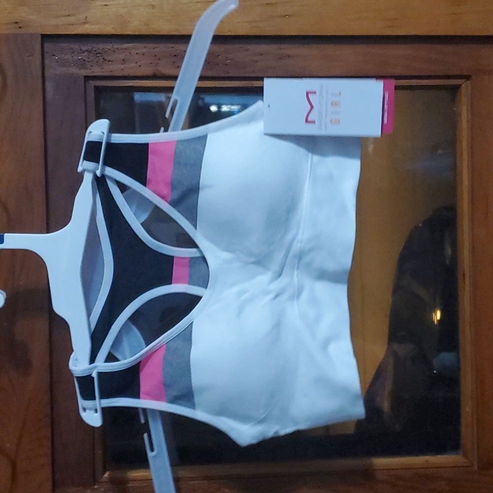 Maidenform Girl's Large sports bra